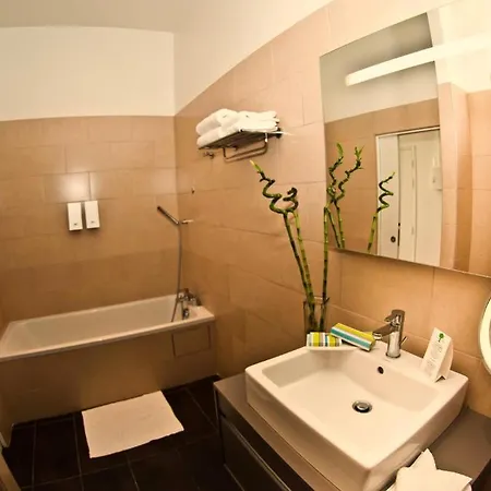 Music Hotel