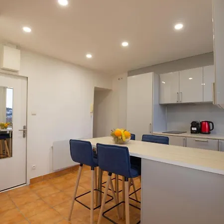 T2 Panier Vieux-port Vue Notre Dame De La Garde Apartment Marseille