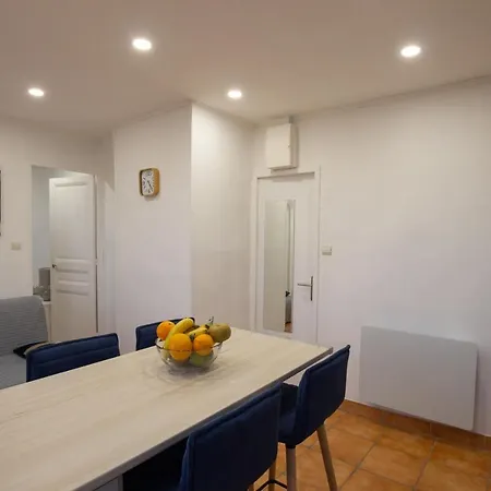 Apartment T2 Panier Vieux-port Vue Notre Dame De La Garde Marseille