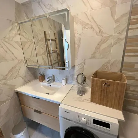 Apartment Marseille, Bel Et Spacieux De 60m² Marseille