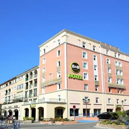 Hotel Martigues De Bouc 2*