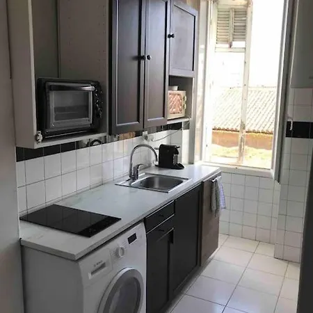 Apartment T2 La Joliette Sur Notre Dame Marseille