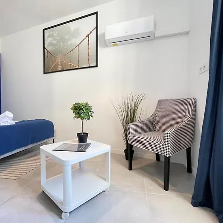 Apartment Le Grand Bleu Terrasseclimwifinetflix Proche Gare-centre *
