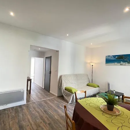 Le Cocon En Centreville Grand T3 Wifi-netflix Apartment *