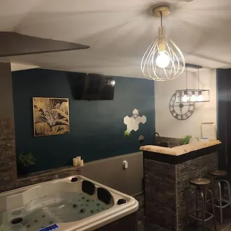 Apartment Suite Avec Jacuzzi 