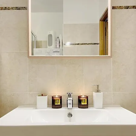 T2 Le Bien Etre 9ème-wifi-netflix-métro-parking-plage Apartamento