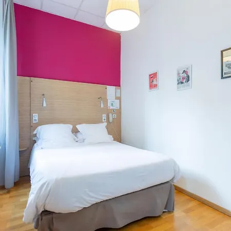Edmond Rostand Hotel Marseille