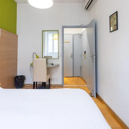 Edmond Rostand Hotel 3*