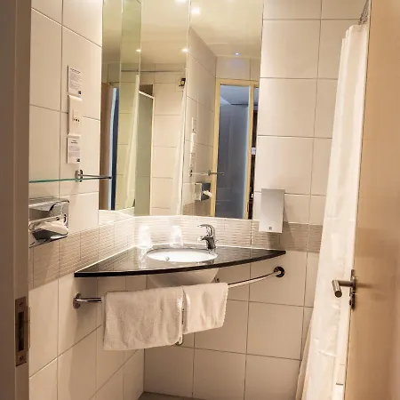 Centre Gare Saint-charles 3*