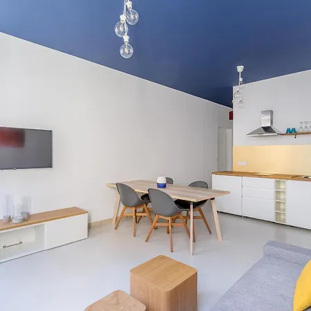 Place De Rome Apartment