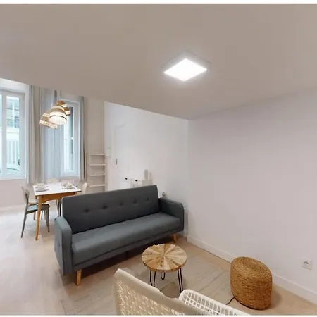 Superbe T2/duplex St Charles/joliette Rénové Avec Soin *