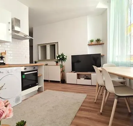 Bel Type T3 Climatise Apartment *