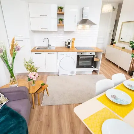 Bel Type T3 Climatise Apartment *
