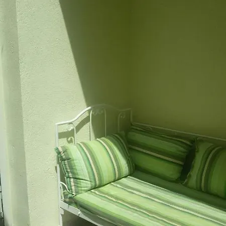 Domus Sea And Apartment