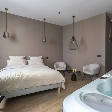 La Catalane Apartment *
