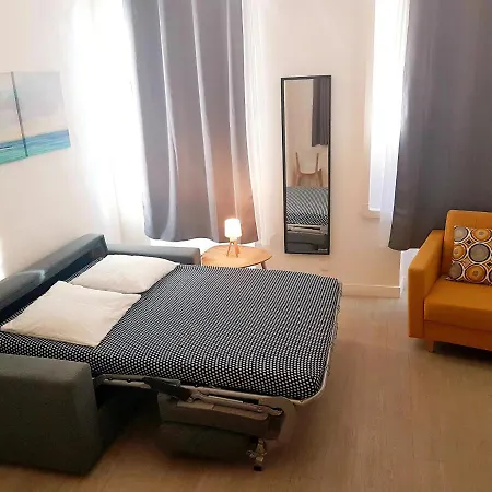 Joli 2 Pieces Climatise Tout Equipe Pour Sejour Agreable Marseille