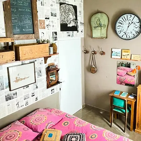 Couette-café La Des Calanques Marseille