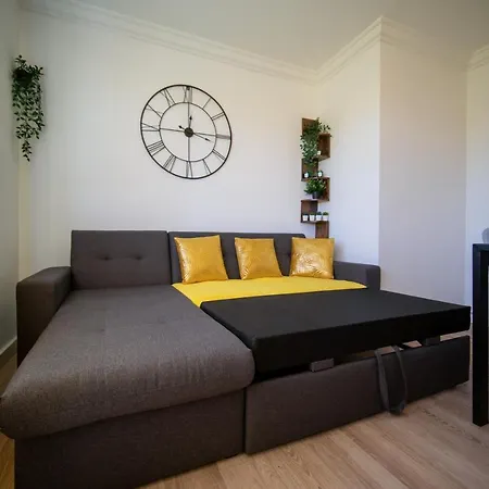 Apartment 3 Chambres Equipe 6-8 Personnes *