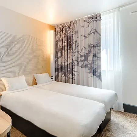 Centre La Joliette 3*