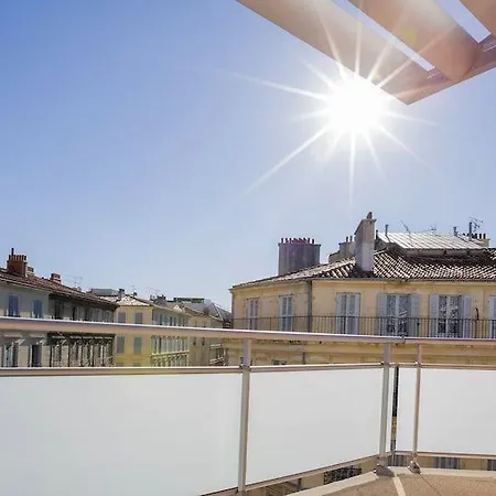 Hotel Centre La Joliette 3*