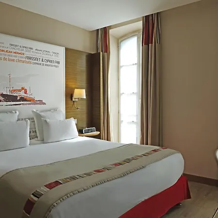 Western La Joliette Hotel 4*