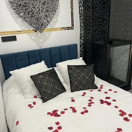 Appartement Jacuzzi Netflix Marseille