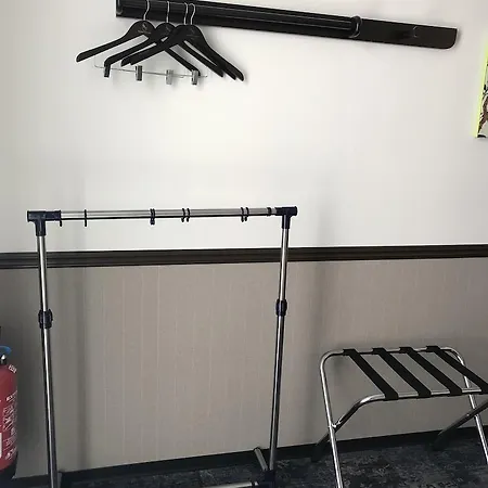 Toyoko Saint Charles Otel