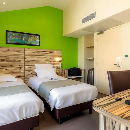 Hotel Terminus Saint-charles 3*