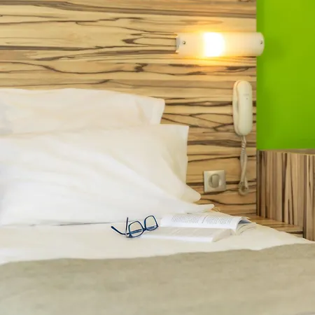 Terminus Saint-charles Hotel Marseilles