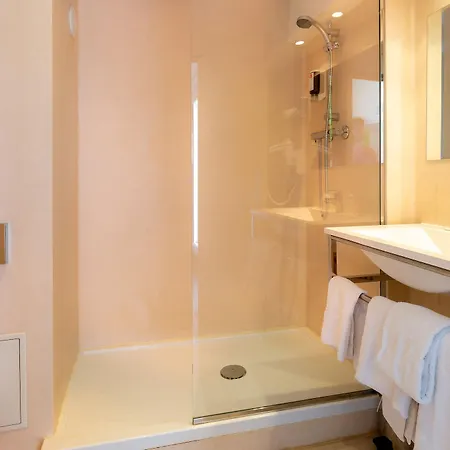 Terminus Saint-charles Hotel 3*