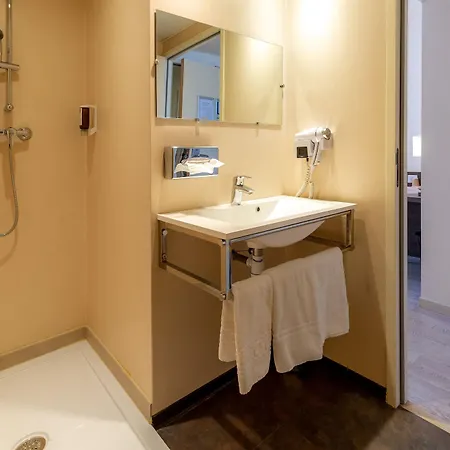 Hotel Terminus Saint-charles 3*
