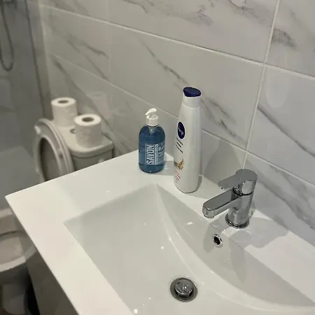 Apartment Les Jardins Marseillais 4 - 4 Personnes - Plages Calanques- Stade Velodrome - Hopital La Timone *