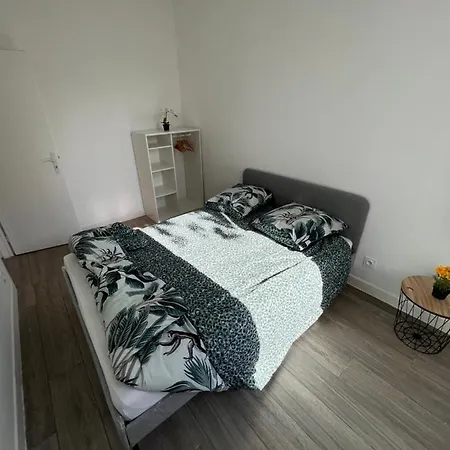 Les Jardins Marseillais 4 - 4 Personnes - Plages Calanques- Stade Velodrome - Hopital La Timone *