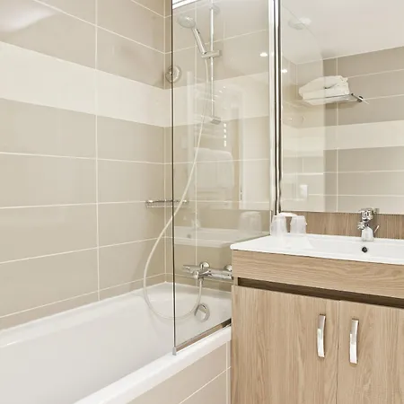 Apartahotel Residhome Marsella