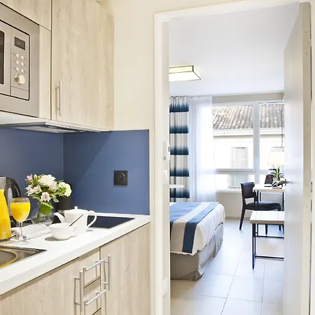 Residhome Aparthotel 4*