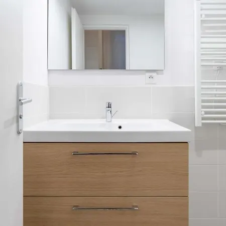 Grand T4 Avec 3sdb - Quartier Joliette - Ideal Familles Et Groupes Apartamento