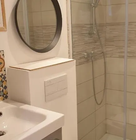 Adorable 25m² Tres Calme Avec Parking * Marseille