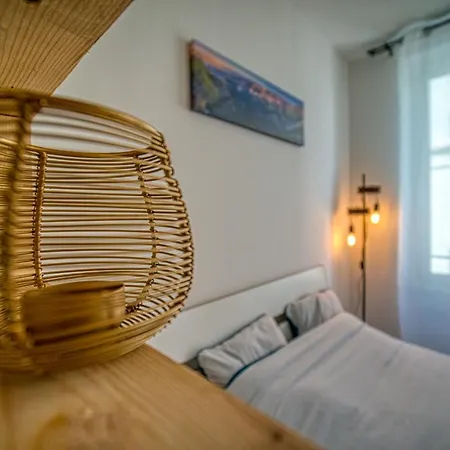 Apartment In The Heart Of Vieux Port