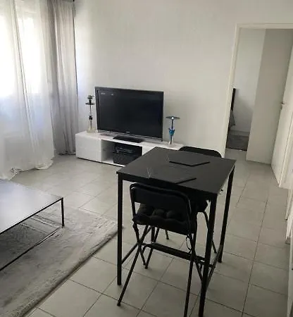 Magnifique T2 Sur Avec Parking Apartment