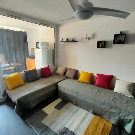 Les Pieds Dans L'eau Sur L'ile Du Frioul Apartment *