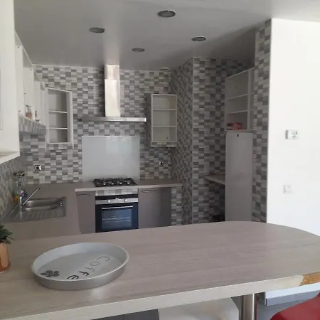 Apartment Familiale Avec Exterieur Sympas Pour Profite Du Soleil