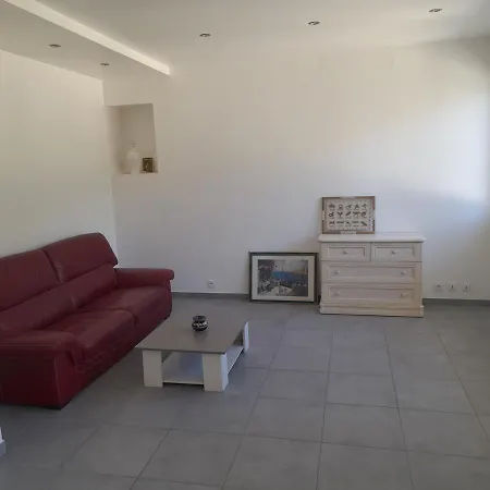 Familiale Avec Exterieur Sympas Pour Profite Du Soleil Apartment *