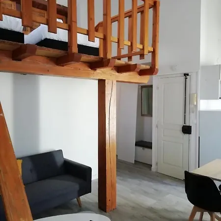 Boulevard Boues Apartment