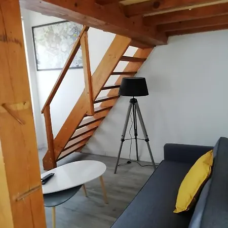 Apartment Boulevard Boues