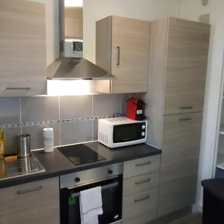 Boulevard Boues Apartment *
