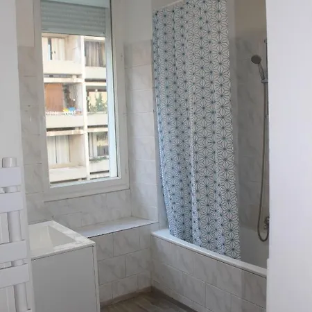 Boulevard Boues Apartment