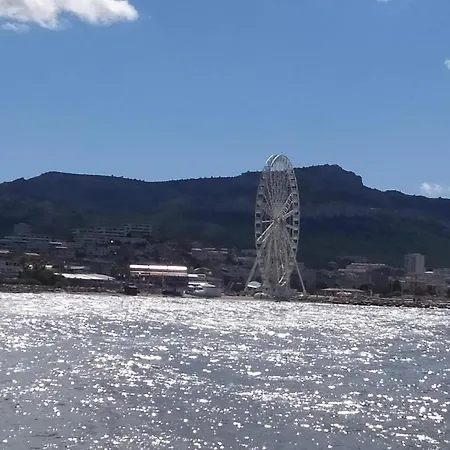 Sun Escape, Renove Climatise 3 Pieces 4-6 Pers, 350m De La * Marseilles