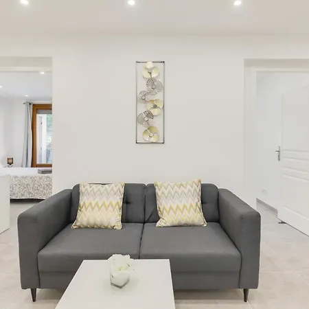 Gare St Charles Vieux Port 10 Personnes Apartment *