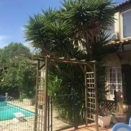 Villa Maison Provencale Avec Piscine *