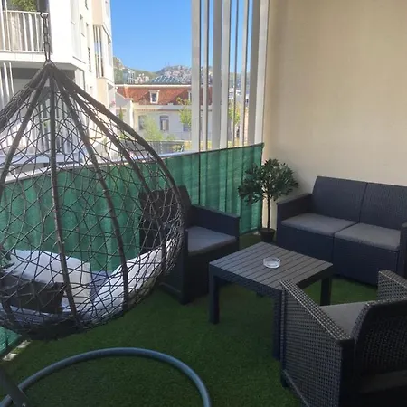 Appartement T2, Résidence Au Calme. Parking Privé